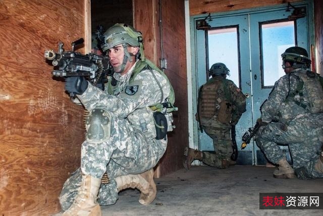 一招制敌《徒手格斗大全》（新版）美国陆军部资料