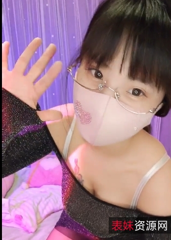 网红E级玉兔极品奶糖馒头定制作品：欣赏性格奔放的艺术之美