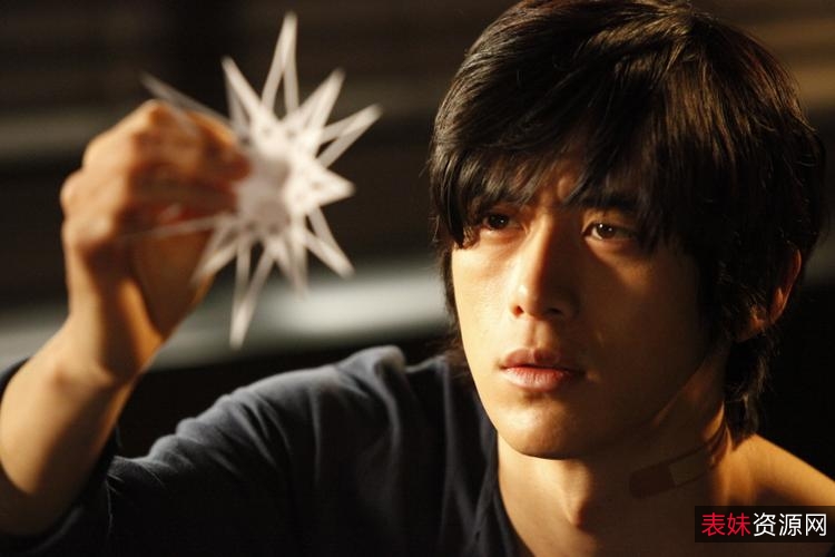 《白夜行：帽子叔与受害者的爱情和命运》