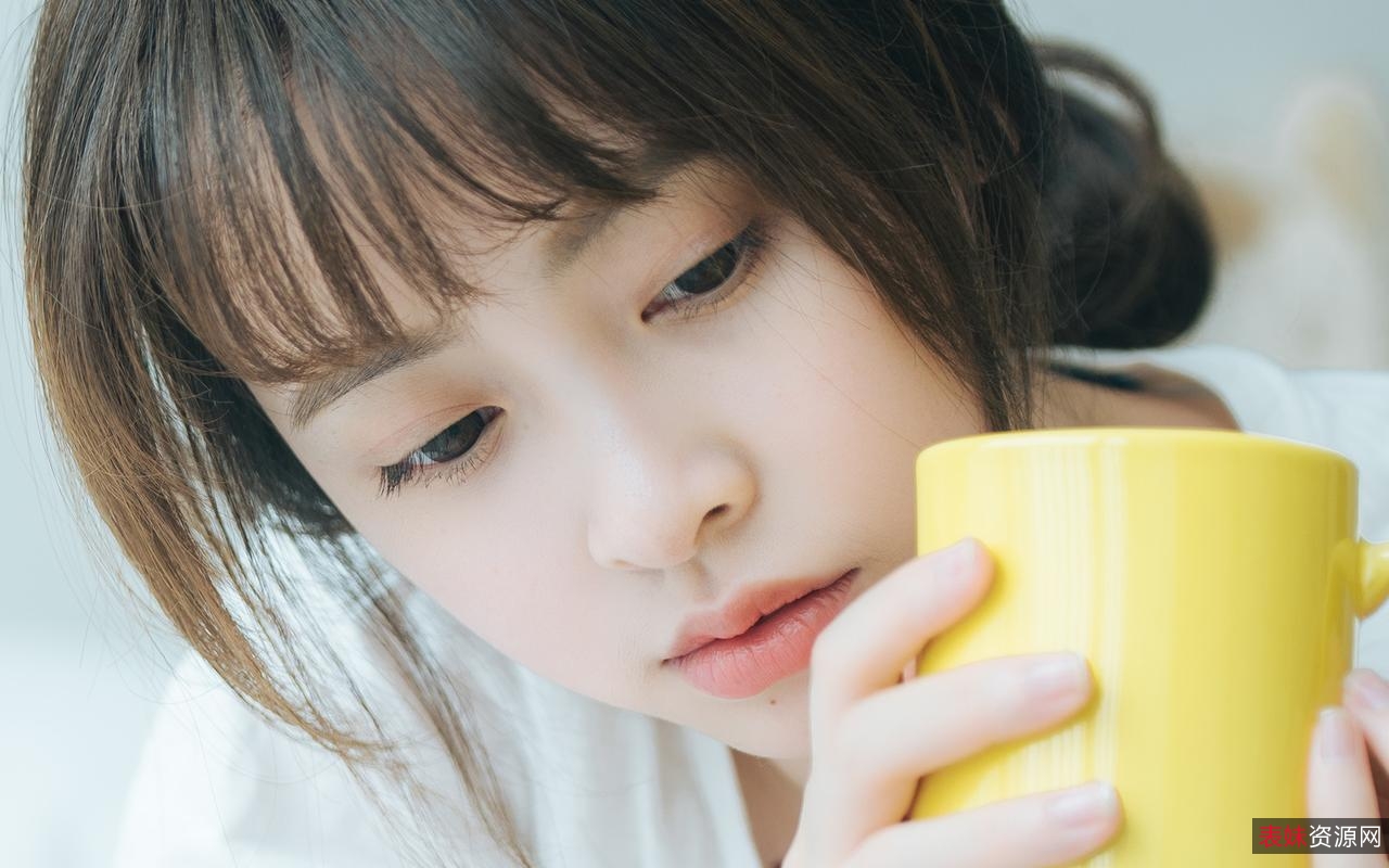 获取最新第1集：美女与极品番外篇MP4资源+阿里云盘APP