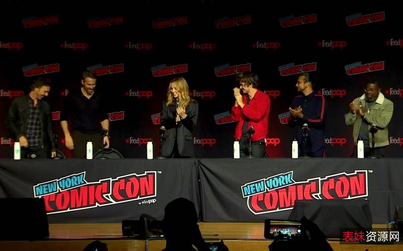 《失控玩家》FreeGuy(2021)：瑞安·雷诺兹执导的科幻喜剧动作片，拯救世界免遭毁灭！