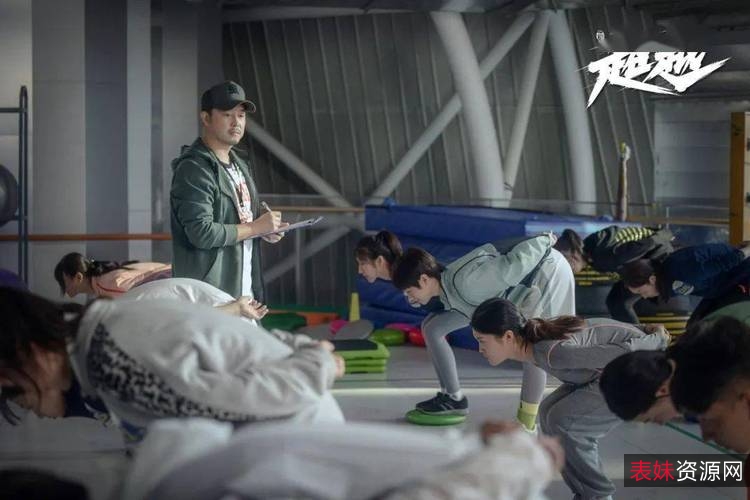 《2022超越：追求自我价值的青少年》