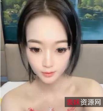精彩视频：精选小表妹的多天双洞直播合集