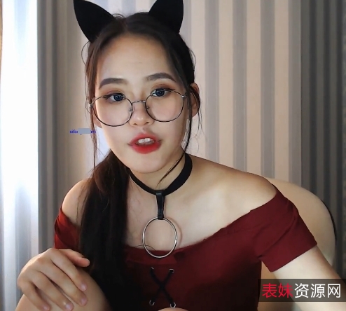 《可爱镜娘li_chang最新合集：东南亚网红女神的甜美小姐姐风采》