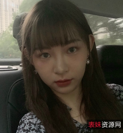 斗鱼网红大咖600万粉：性感私拍完整合集877P-500M，抖音高颜值、反差、极大、重机车、少女人渣男友，情侣小情调、绅士写真