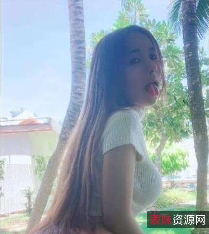 Aom_yumi火辣身材稀缺完整合集：泰国巨R网红人气暹罗精选美女博主28V-1.85GB
