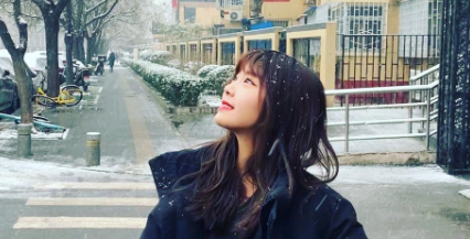 美丽女神黄雅琪时尚活力写真,网红ijoycebabe捷哥299P、3V、634M舒淇般美丽大眼睛!