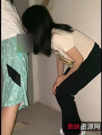 热情激动！年轻小情侣玩奇妙嘴艺，百度盘资源免费分享