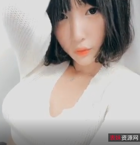 某推超人气有尺度高颜值清纯韩国美女【精选罗莉】韩国网红巨R少女（姜仁卿）最新作品完整合集【30v-1.5G】
