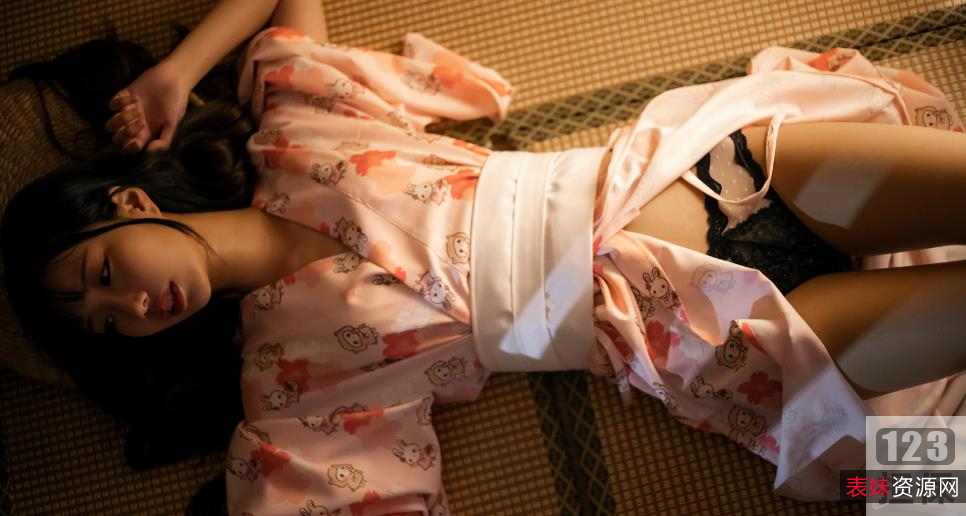 烹饪社一只喵喵梓黑丝职业装清纯JK御姐可爱21.1G20套紧急企划资源