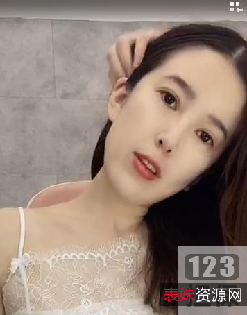 定制精彩！金主爸爸给虎牙人气MM刷了1W定制视频作品！