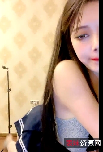 网红女主播，纯天然身材，让你赏心悦目