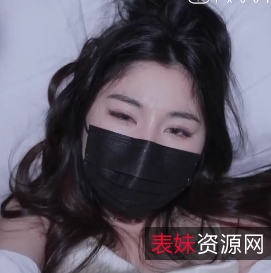 娜娜男后狂玩油亮丝袜打粑粑啪内释服务