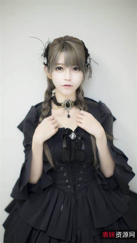 清纯美女福利直播：橙橙小妹子、青纯可爱、情感陪聊、学生脸庞、情感小帮手、纱裙、洁白