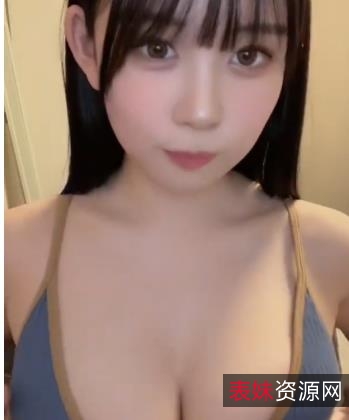 TikTok精选短视频：害羞顶胯舞、抬奶舞、弹力乳揺