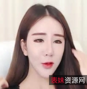 UT主播Aicee打粑粑嘴艺合集MP438V24.9G