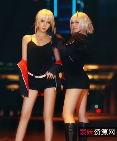 高颜值御姐COSER半半子合集：高颜值御姐COSER半半子的福利姬之路高颜值御姐COSER半半子合集：网络平台网红半半子的不堪过去高颜值御姐COSER半半子合集：半半子的快手号直播资源大揭秘高颜值御姐COSER半半子合集：半半子的写真集，御姐风格引领市场高颜值御姐COSER半半子合集：半半子陷害女主播事件揭秘，粉丝数量暴增