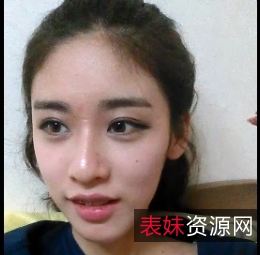 新鲜韩国妹子男友曝光分手自拍视频高清15V