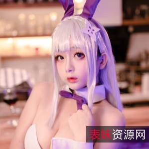 推特高颜值浮力姬日奈娇精选COS合集-高颜值浮力姬日奈娇精选COS合集