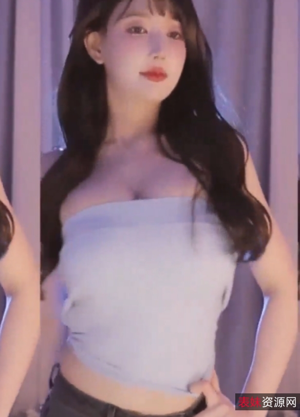 米娜的大摆锤技巧合集：顶级诱惑，大白兔挥舞，精彩不容错过