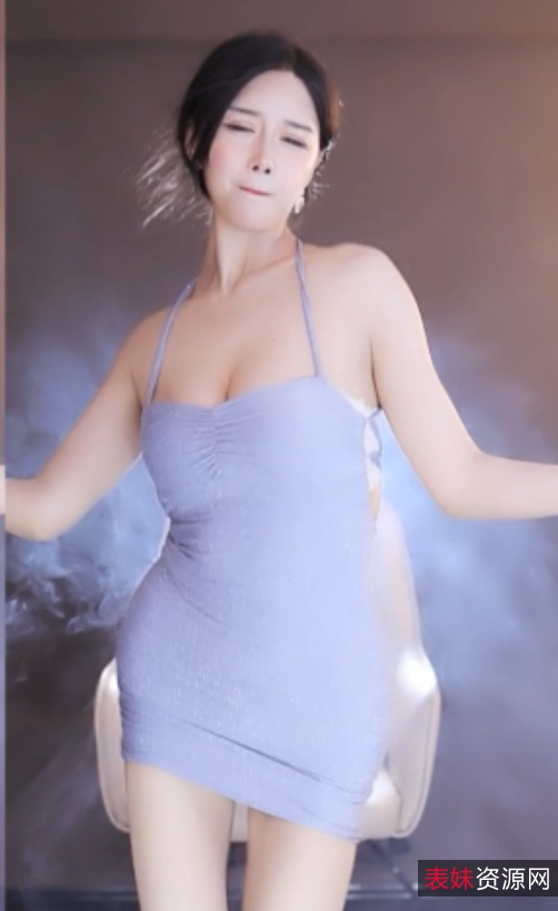 小恩雅：热舞、大摆锤、长安城、加特林视频高清画面