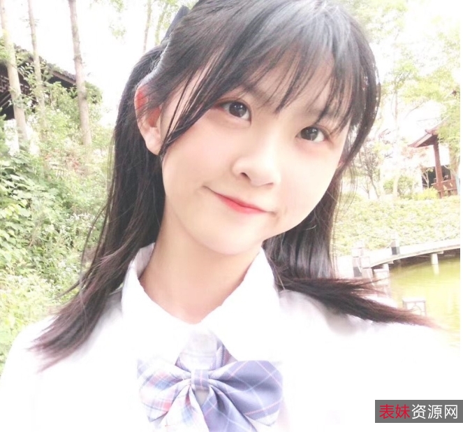 逆天妹子的酸果儿连衣裙