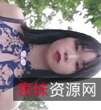 超短旗袍配肉丝高跟鞋-时尚微博美女的必备款