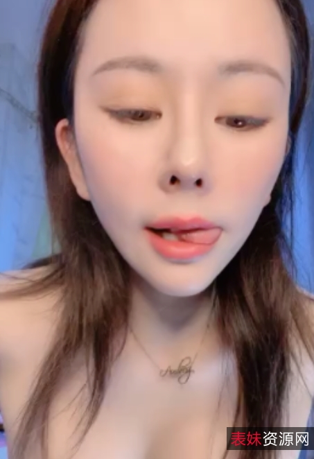 半糖主播大幂幂羊开放骚气冲天1V309M百度云开放骚气的半糖主播大幂幂羊冲天1V309M百度云