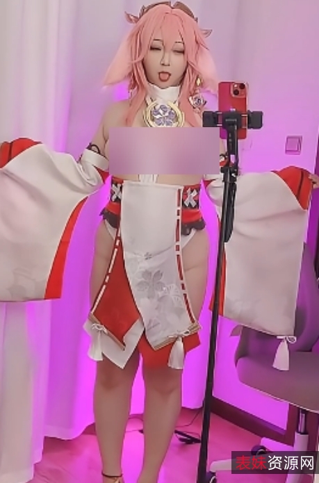 抖音女神弹力摇视频720P/MP4格式