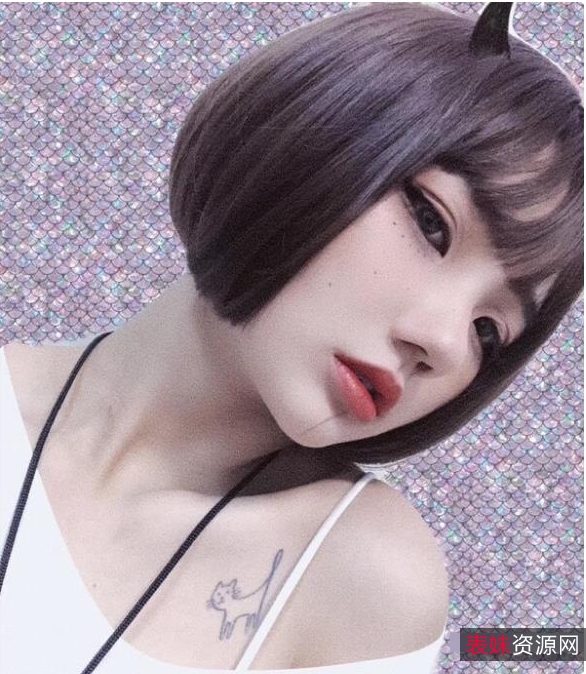 九狐仙精选高颜视频完整合集，总时长3分25秒