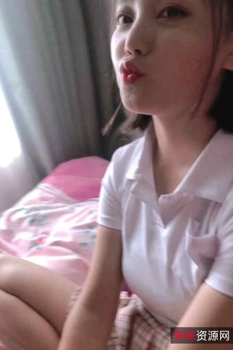 82社区网红女友依云来日方长合集