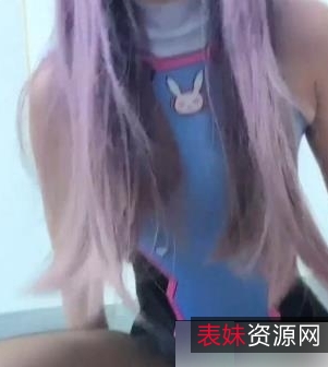 女神蜜桃的迷人换装作品