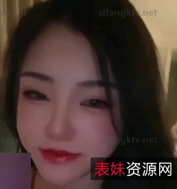 自行打包的半糖大罩杯饮品，心甜口感，大佬无屏障，后推车嘴艺，露脸福利，高清4V画质，文件大小为55.6MB，可在百度盘下载。