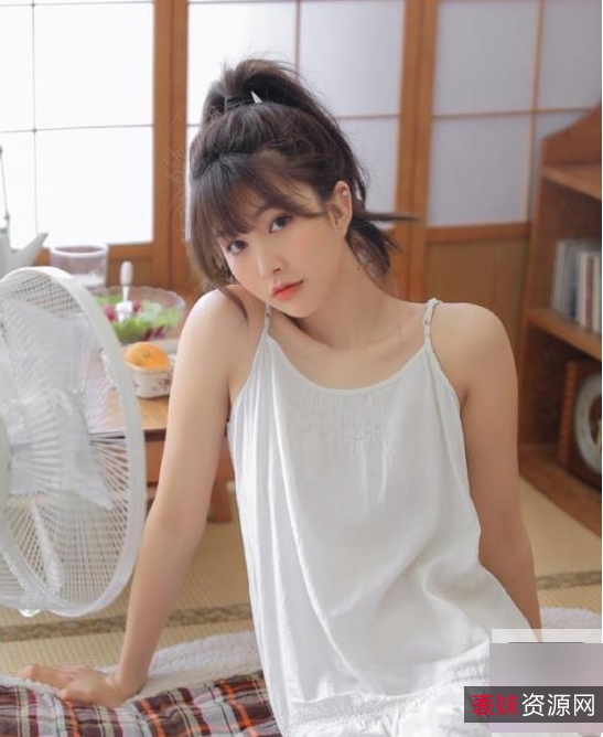 精选美女的小爱同学的作品