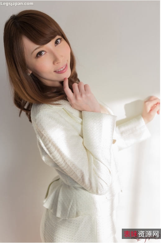 岛国美足女神AyaKisaki（希咲あや）视频合集，尽显独特魅力