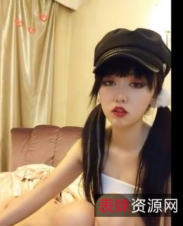 美腿女王高跟鞋教育合集，JK空姐自拍不漏山不漏水，声音S观看