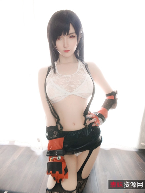 微博网红魔法秋秋高颜值大合集，14.4G高清作品+41V视频