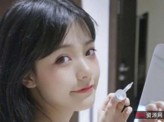 快手吃货旺财：反差婊绅士合集1.7G