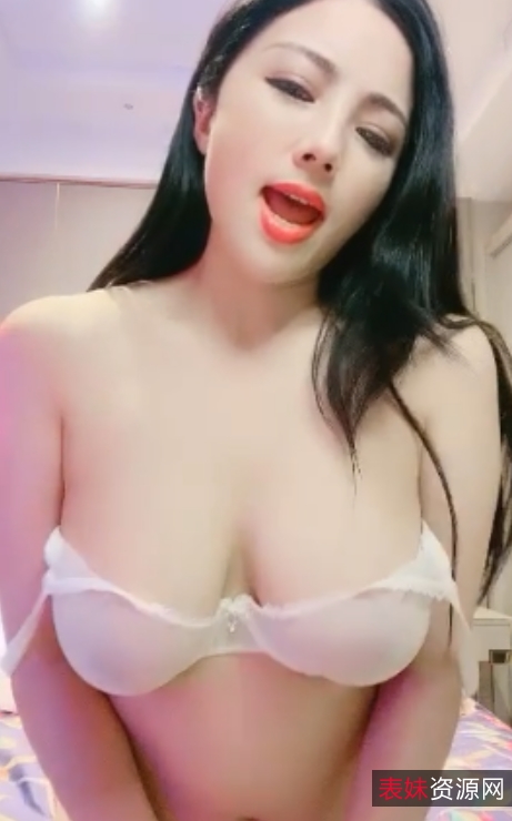 性感熟女瑞瑞29.6g视频合集，大罩杯风情无限