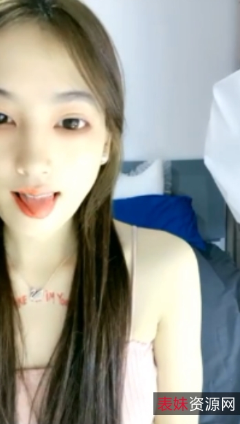 露露：腿模明星脸，颜值高身材辣，美球jiqingyouhuo舞蹈自录资源日期，6.31GB超级高清视频