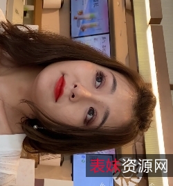 翘臀美女吊带包臀裙高跟视频1V/9.46G百度云下载
