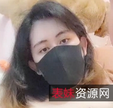 《Naimi奶咪》Onlyfa付费订阅私拍展示，打粑粑放飞自我1.5G视频