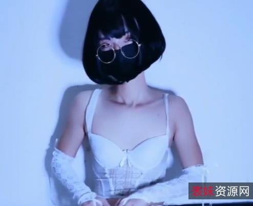 TS网红JinWanXuan1999特大号玩具合集，92个视频4.4G总大小