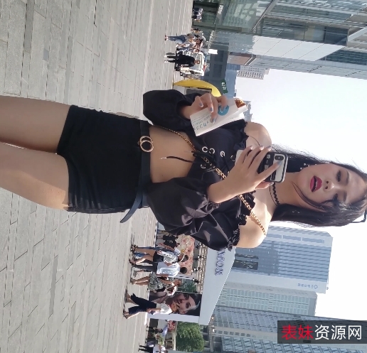 长腿美女超短热裤高跟鞋视频4V/11.5G百度云
