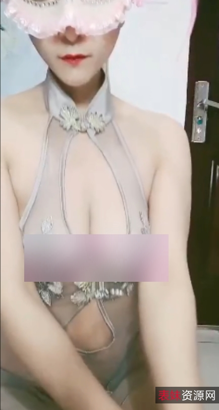 翘臀美腿女神月下小妞17V128MB视频在百度盘上热播