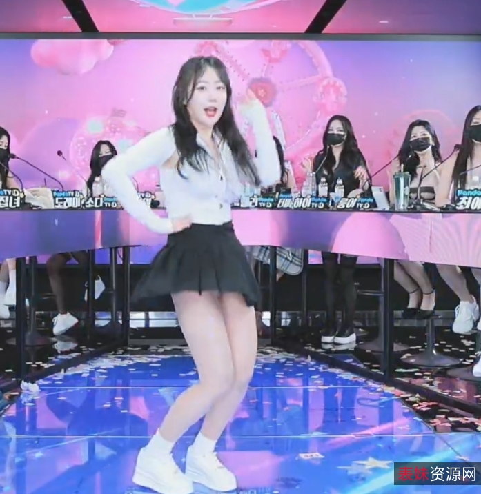 jinricp韩国女团脱衣热舞第5弹首播，新人加入，百度盘下载，解压方式简单