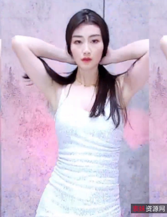 虎牙李遇安土豪定制26v3.8g在虎牙直播平台上，有一位名叫李遇安的主播，他以土豪定制的方式制作了一档名为“26v3.8g”的节目。李遇安认为看人不如看节目效果，因此他注重节目的制作，旨在赚钱牟利。这档节目备受收藏，百度搜索结果显示有17次收藏和115次搜索。李遇安的外貌让人过目难忘，略显沧桑的面容下透露着一种深沉的魅力。文章结构清晰，直截了当地介绍了“26v3.8g”节目的特点和主播李遇安的风采