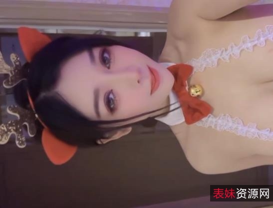 女神级健身教练梦琪自拍短视频爆料，颜值身材让人心动，快来体验吧！