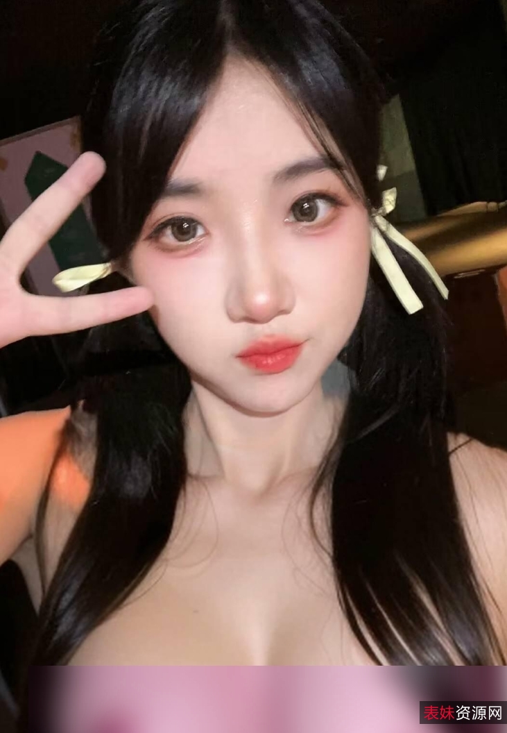 来说，绝对是一份难得的收藏。如果你也是余霜的粉丝，那么这个视频绝对不容错过！快来百度盘下载吧！