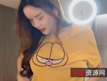 泰国自拍女神Mimie最新作品1V613M，湾湾T花约稿，设备问题影响作品，S风格依旧迷人，下载观看享受S的魅力